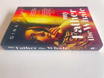 Book : My father the whale by Gina Perry - Scroll through thrift