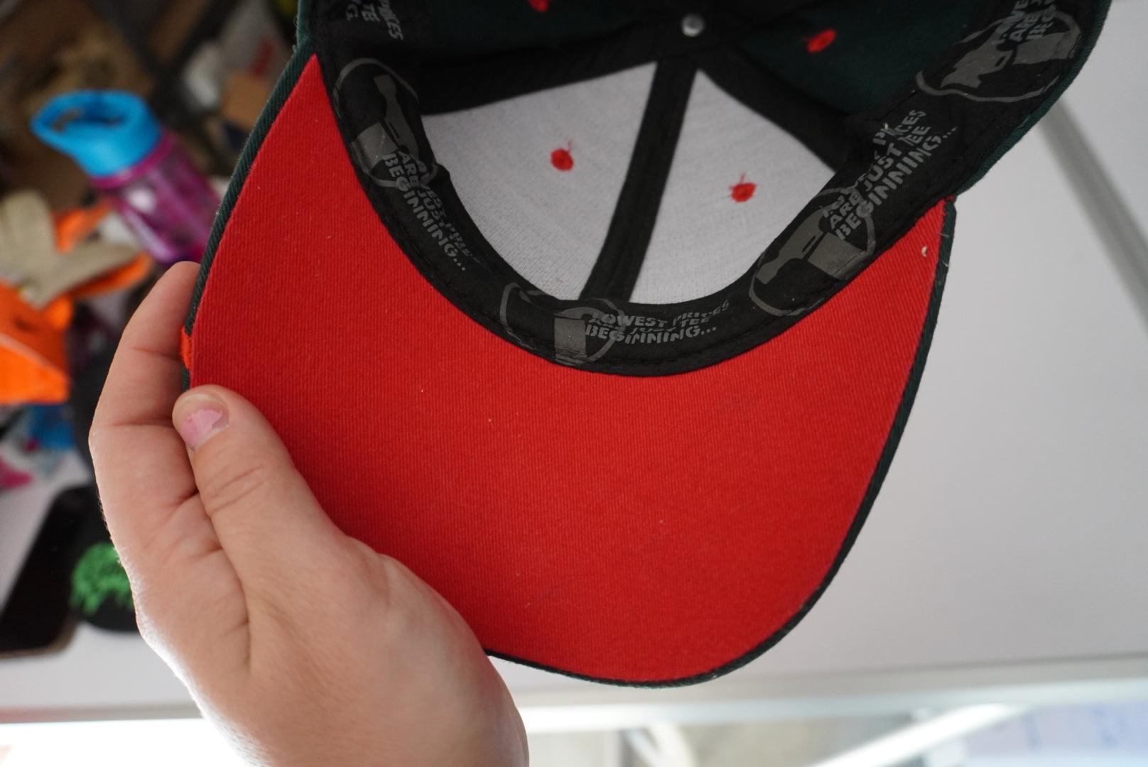 Bunnings warehouse hat one size fits most - Scroll through thrift