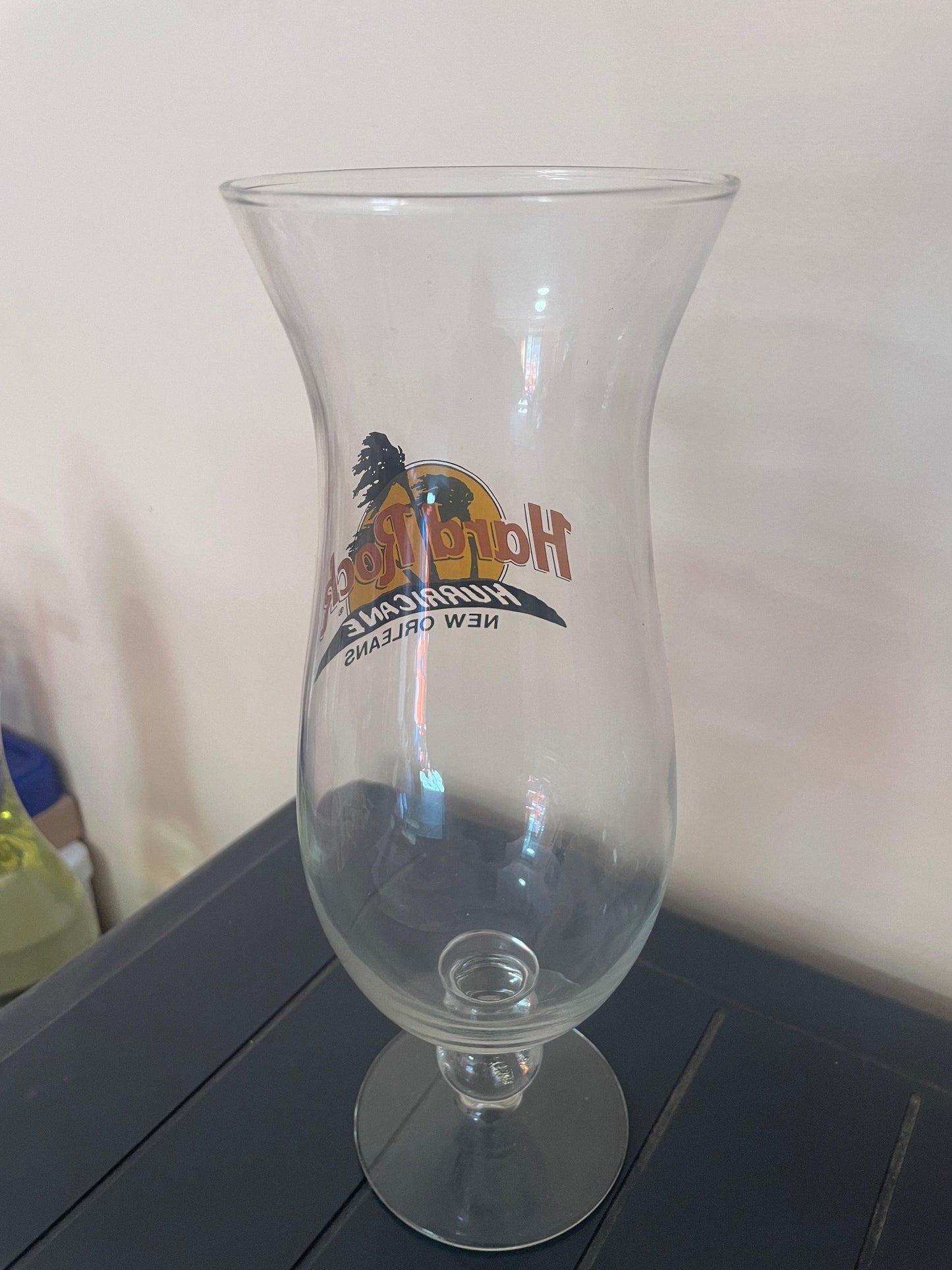 Hard Rock cafe cocktail glass New orleans 23cm - Scroll through thrift