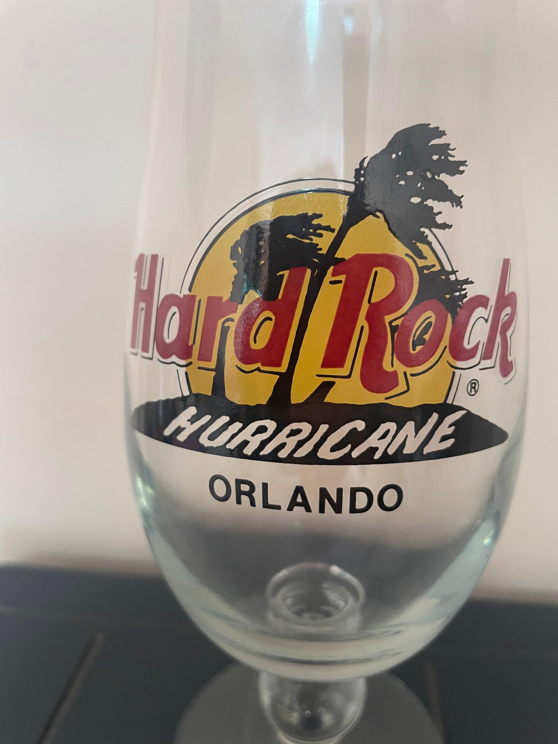 Hard Rock Cafe cocktail glass Orlando 23cm high - Scroll through thrift