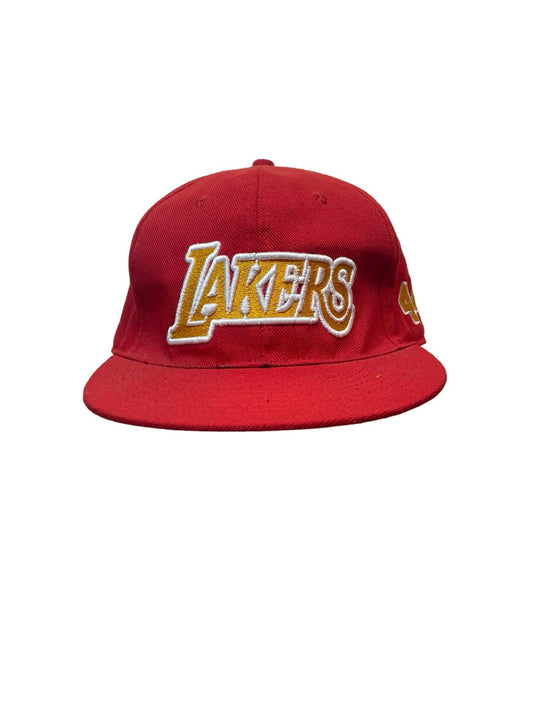 Lakers Red hat NBA size small - Scroll through thrift