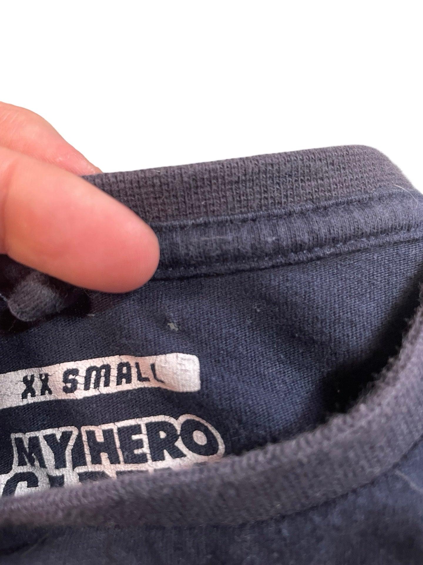 My hero Acedemia navy T-shirt xxs - Scroll through thrift