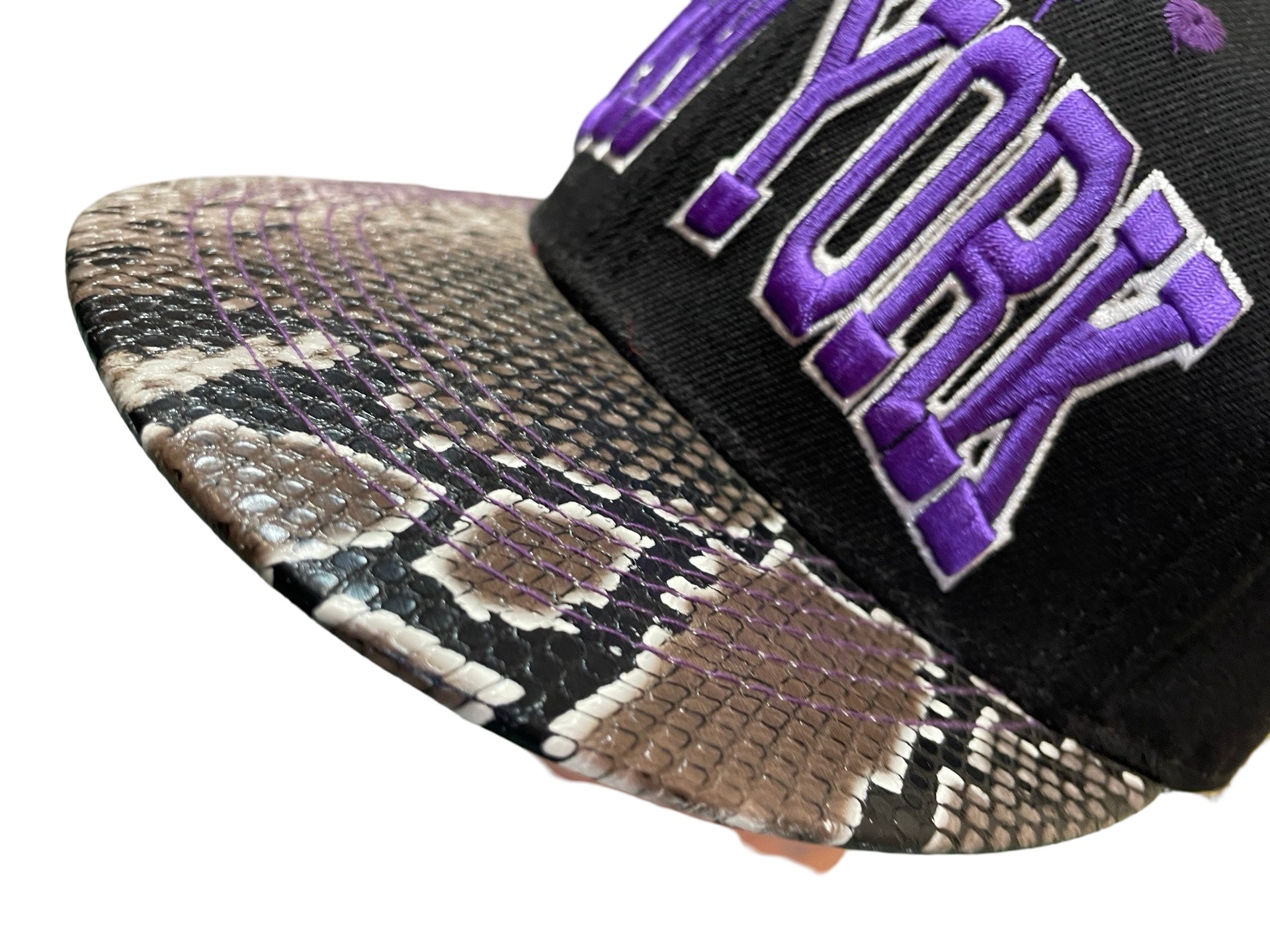 New York purple snake skin Hat/Cap - Scroll through thrift