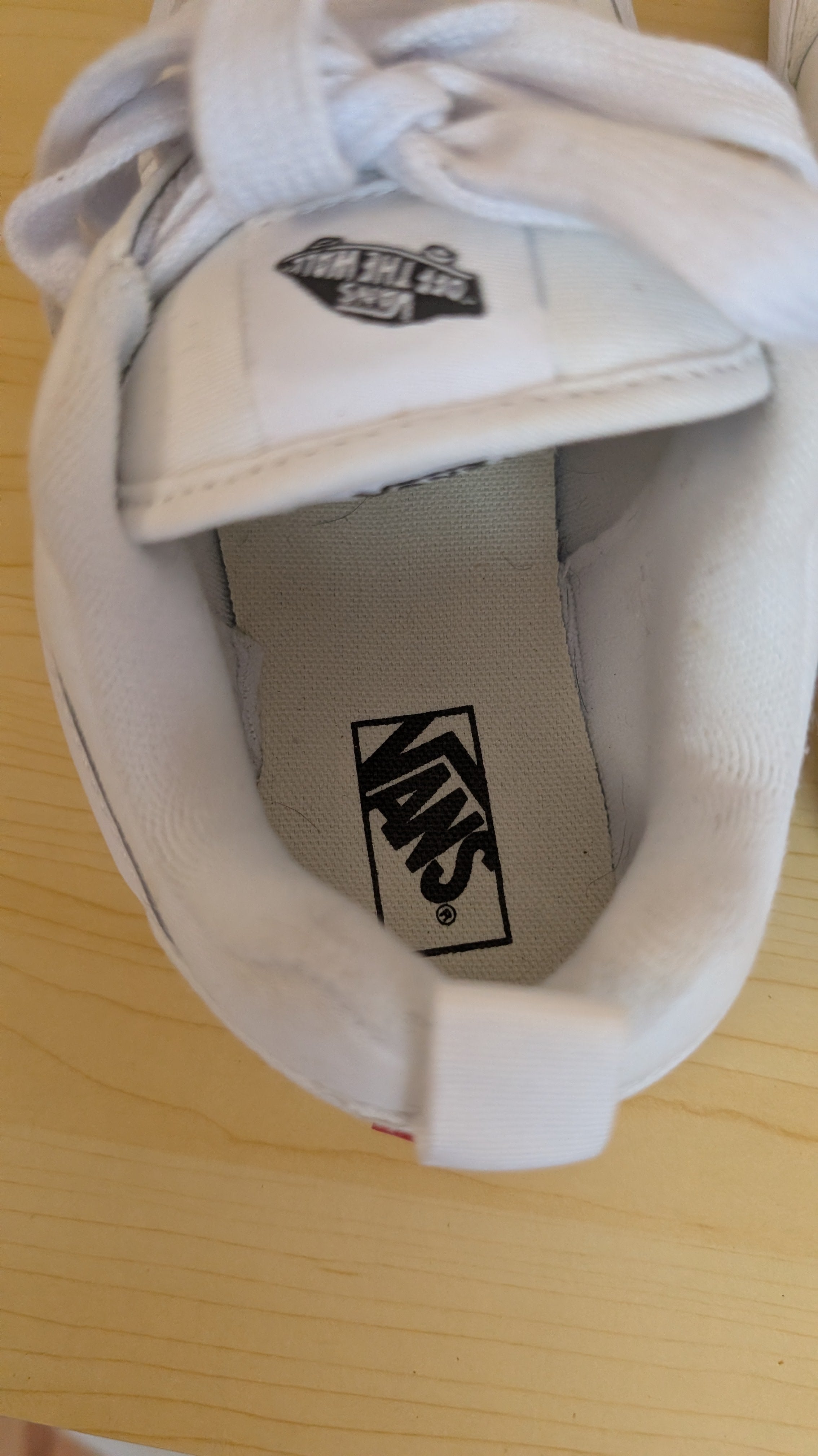 Kids vans nu skool white skater shoe size us3 - Scroll through thrift