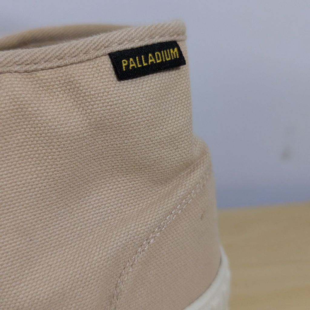 Unisex palladium shoes size woman's 9.5 mens - Scroll through thrift