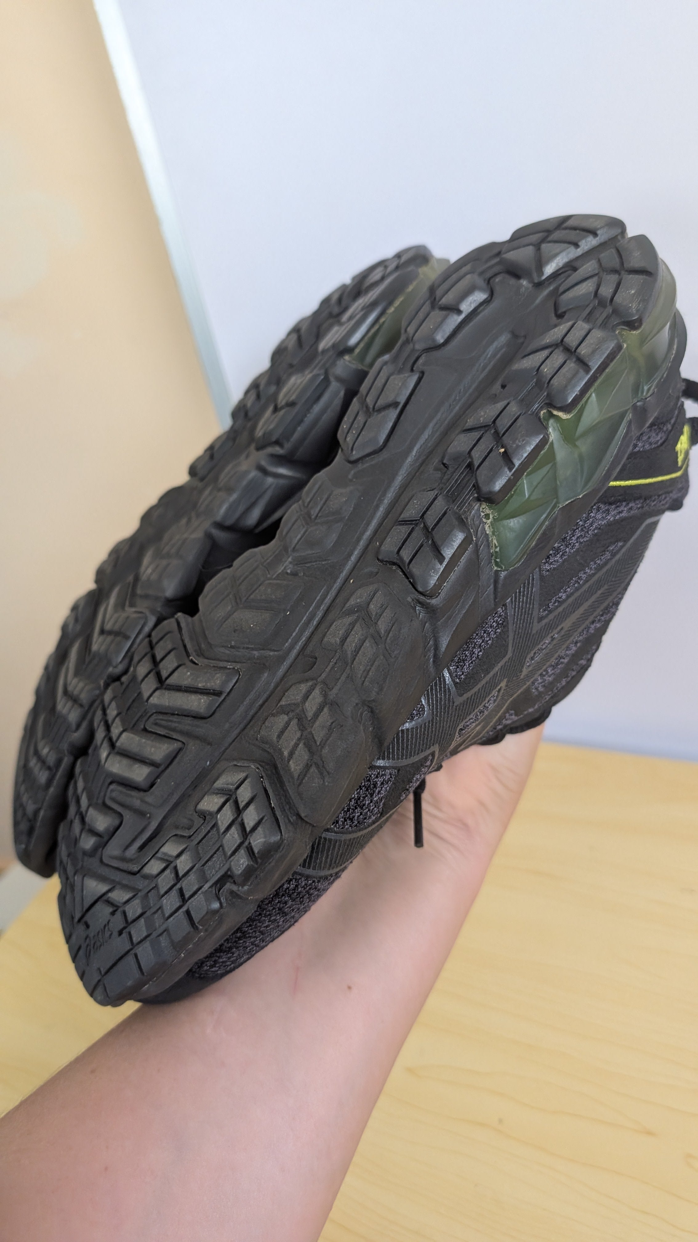 Asics Gel-Quantum 90 size us 7 mens shoe