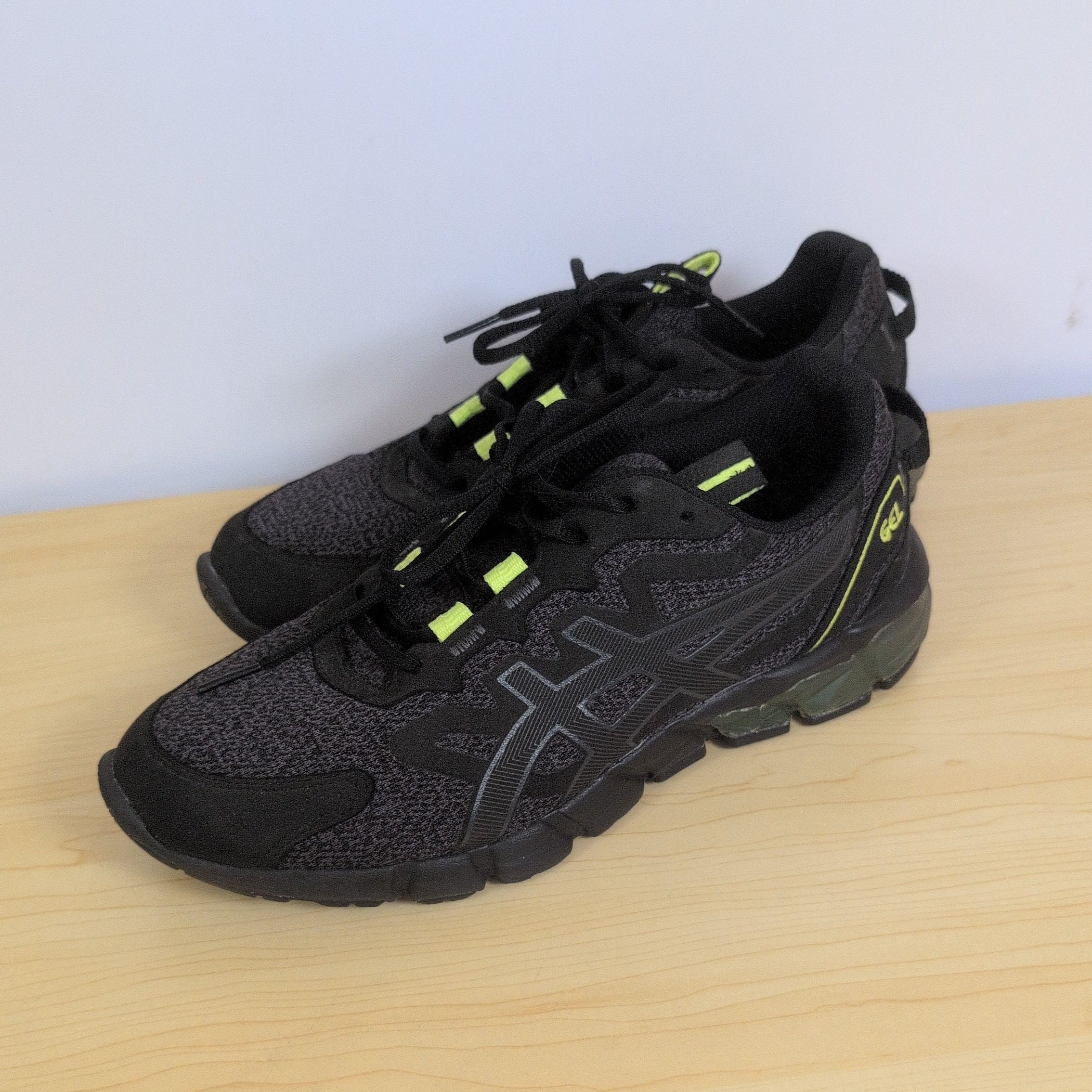 Asics Gel-Quantum 90 size us 7 mens shoe
