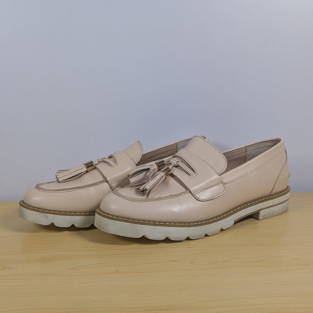 Piper shoes loafers size 38 womans - Scroll through thrift