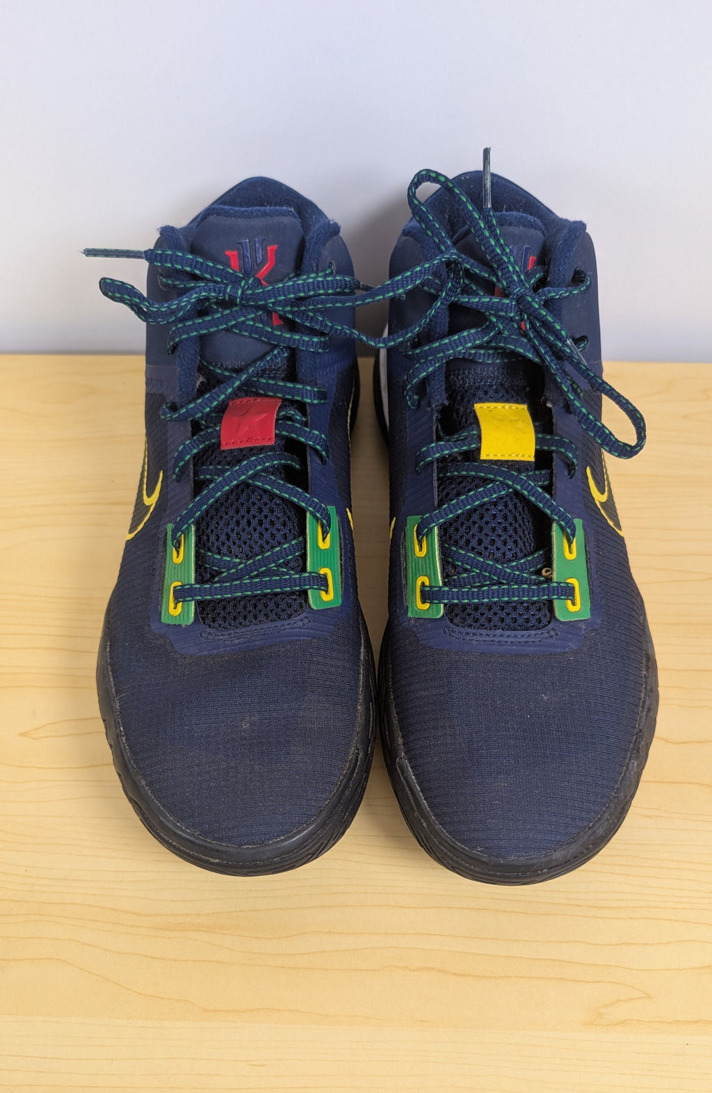 NIKE KYRIE FLYTRAP IV BASKETBALL Blue Size US 9.5 Mens