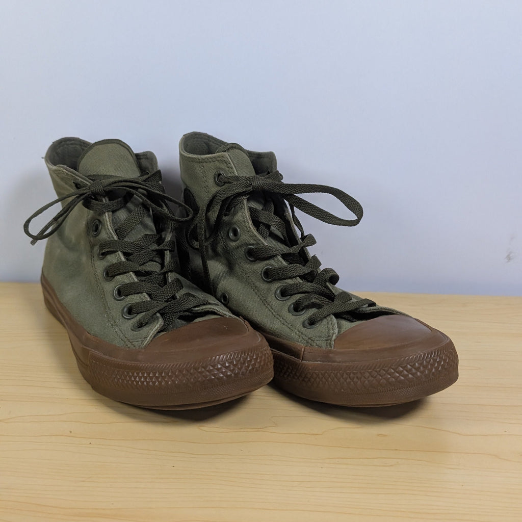 Mens chuck Taylor converse all star  shoes size 7 - Scroll through thrift