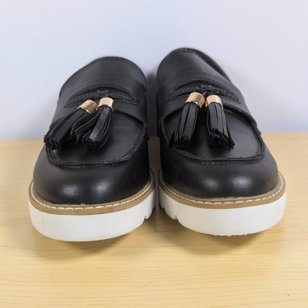 Piper black woman's loafers size 38 - Scroll through thrift