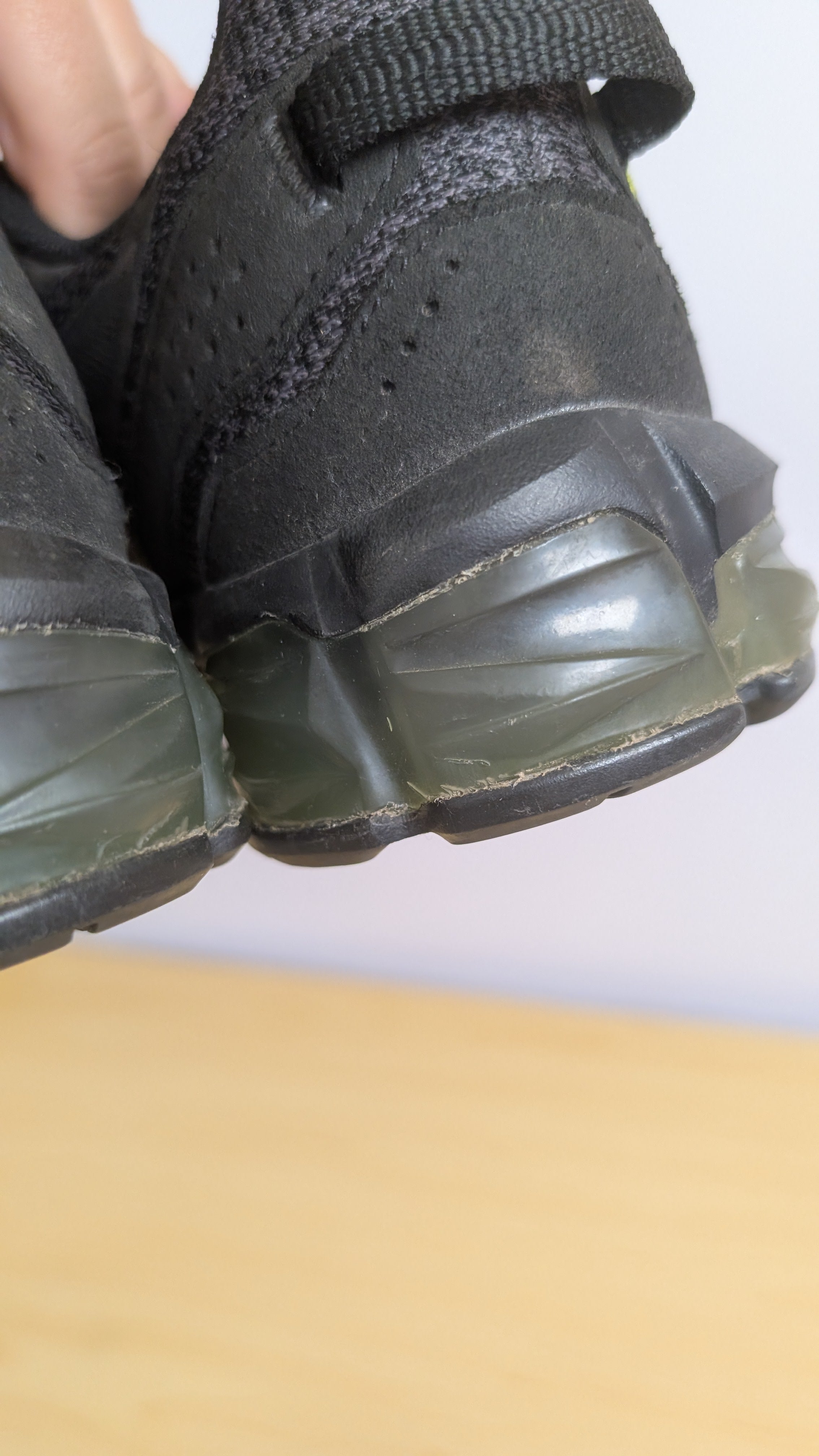 Asics Gel-Quantum 90 size us 7 mens shoe