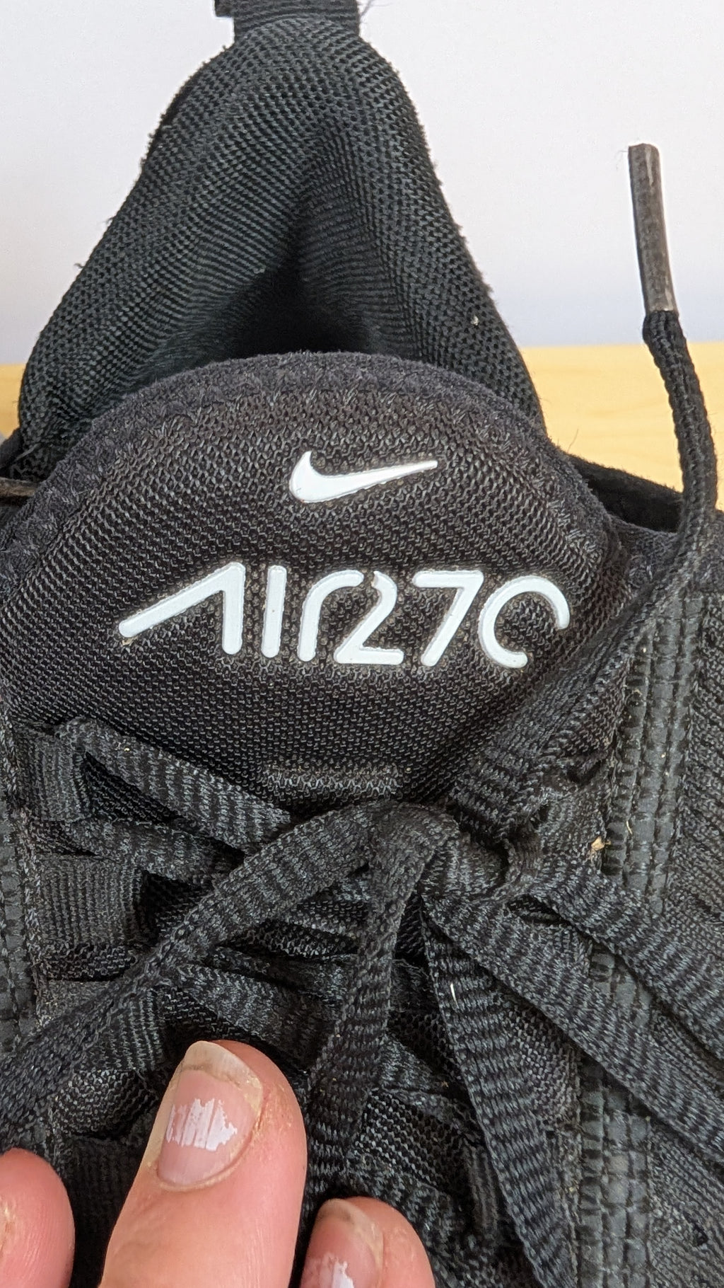 Nike airmax 270 size us8