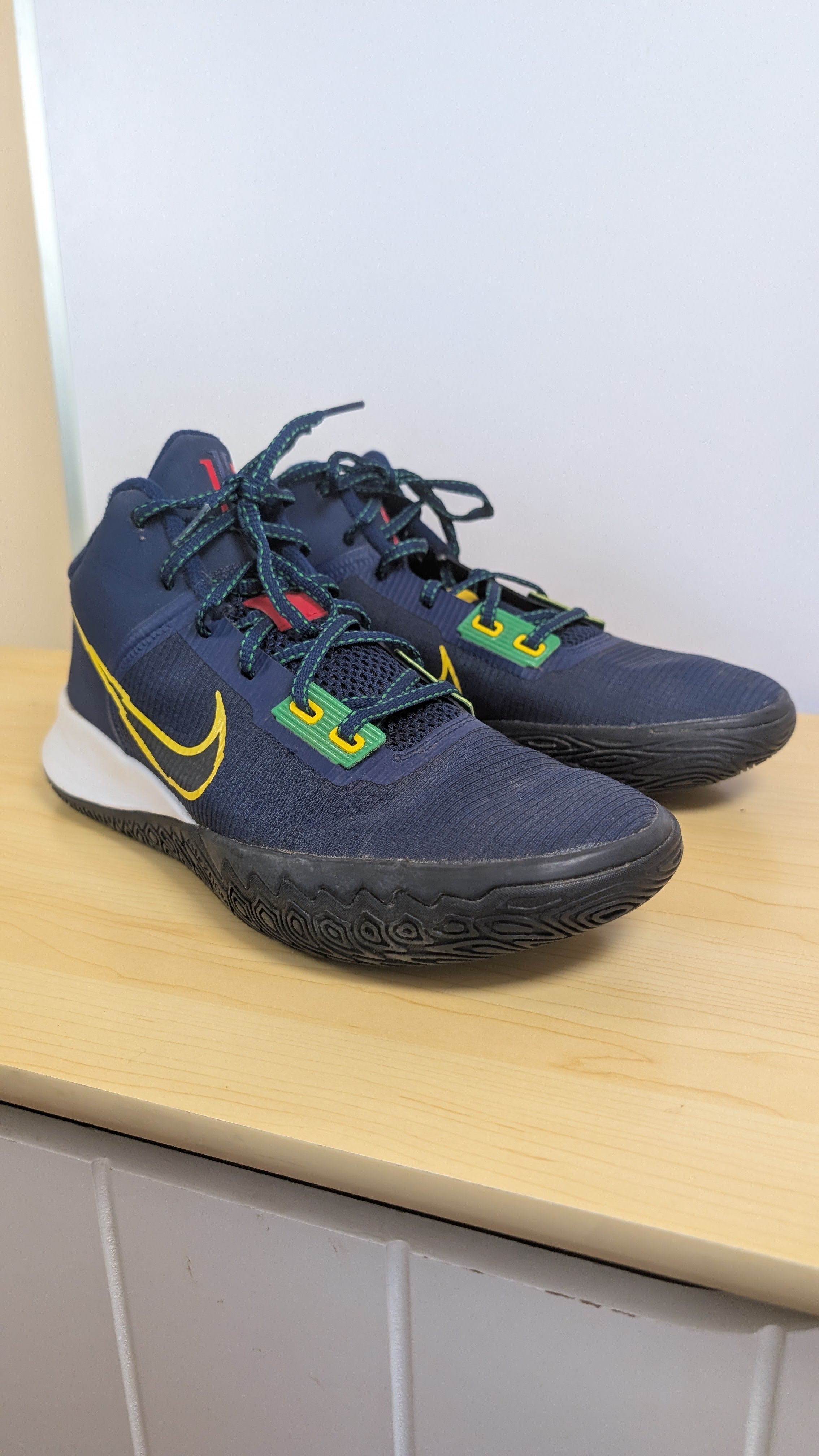 NIKE KYRIE FLYTRAP IV BASKETBALL Blue Size US 9.5 Mens