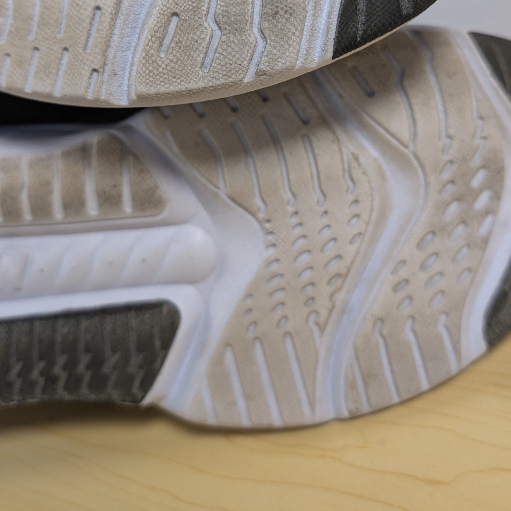 Nautica mens joggers size 9.5 us ortholite