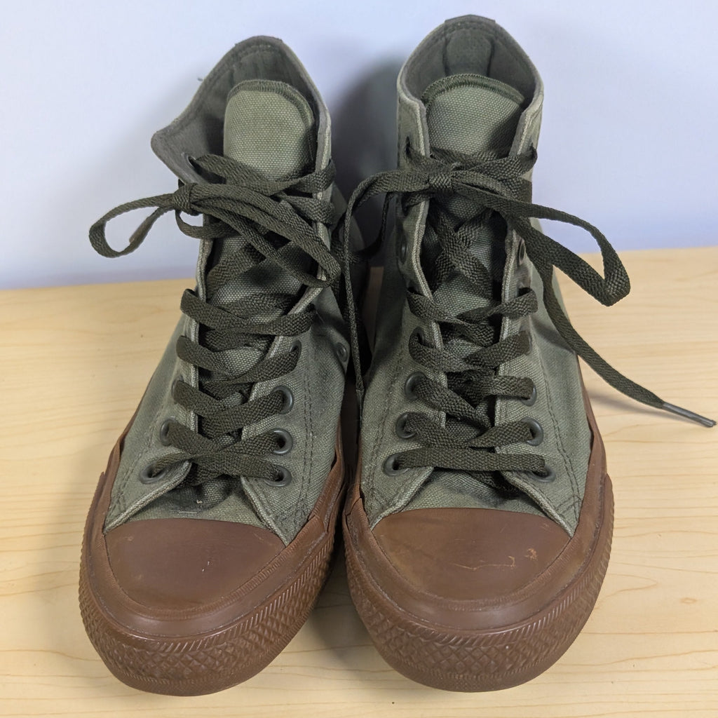 Mens chuck Taylor converse all star  shoes size 7 - Scroll through thrift