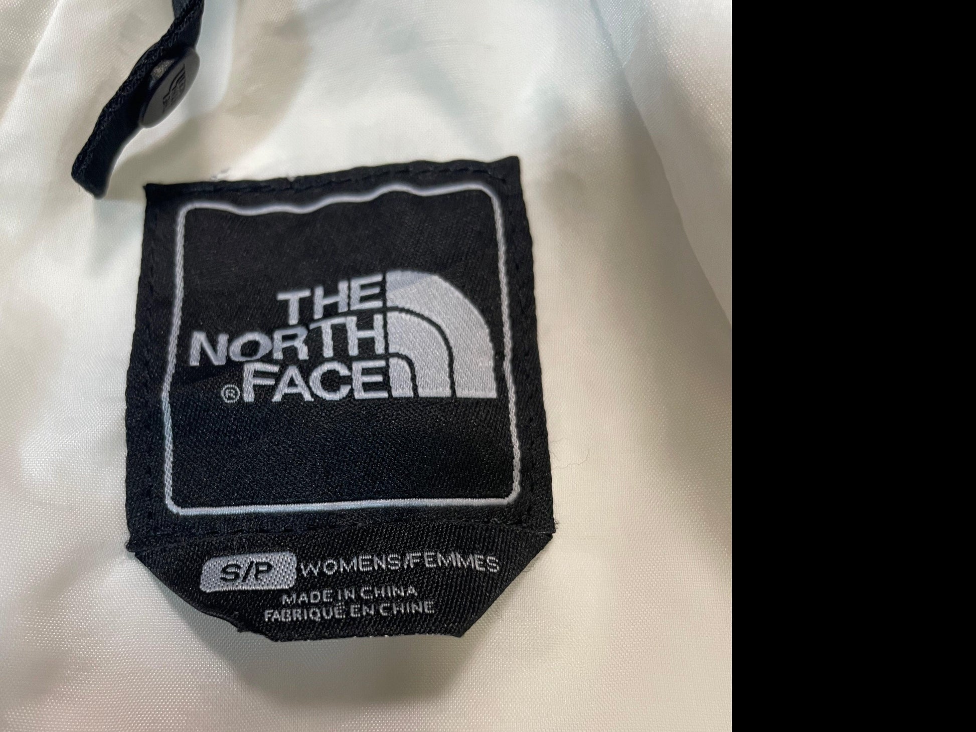 The North Face white & blue Womans jacket size small - Scroll through thrift