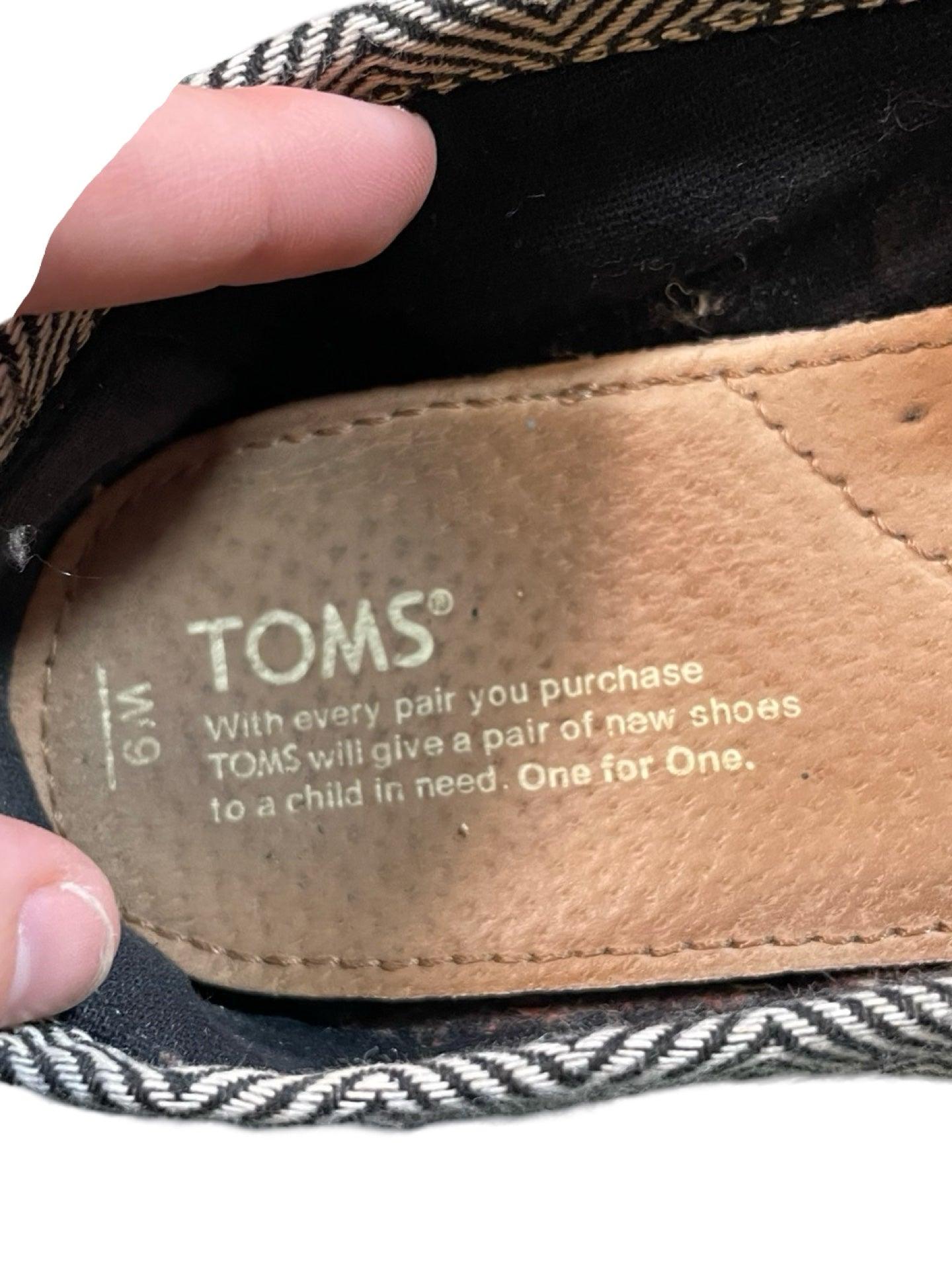 Toms shoes womans size 9 slip on - Scroll through thrift