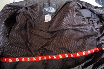 Women's The North Face red and black retro jacket size small - Scroll through thrift