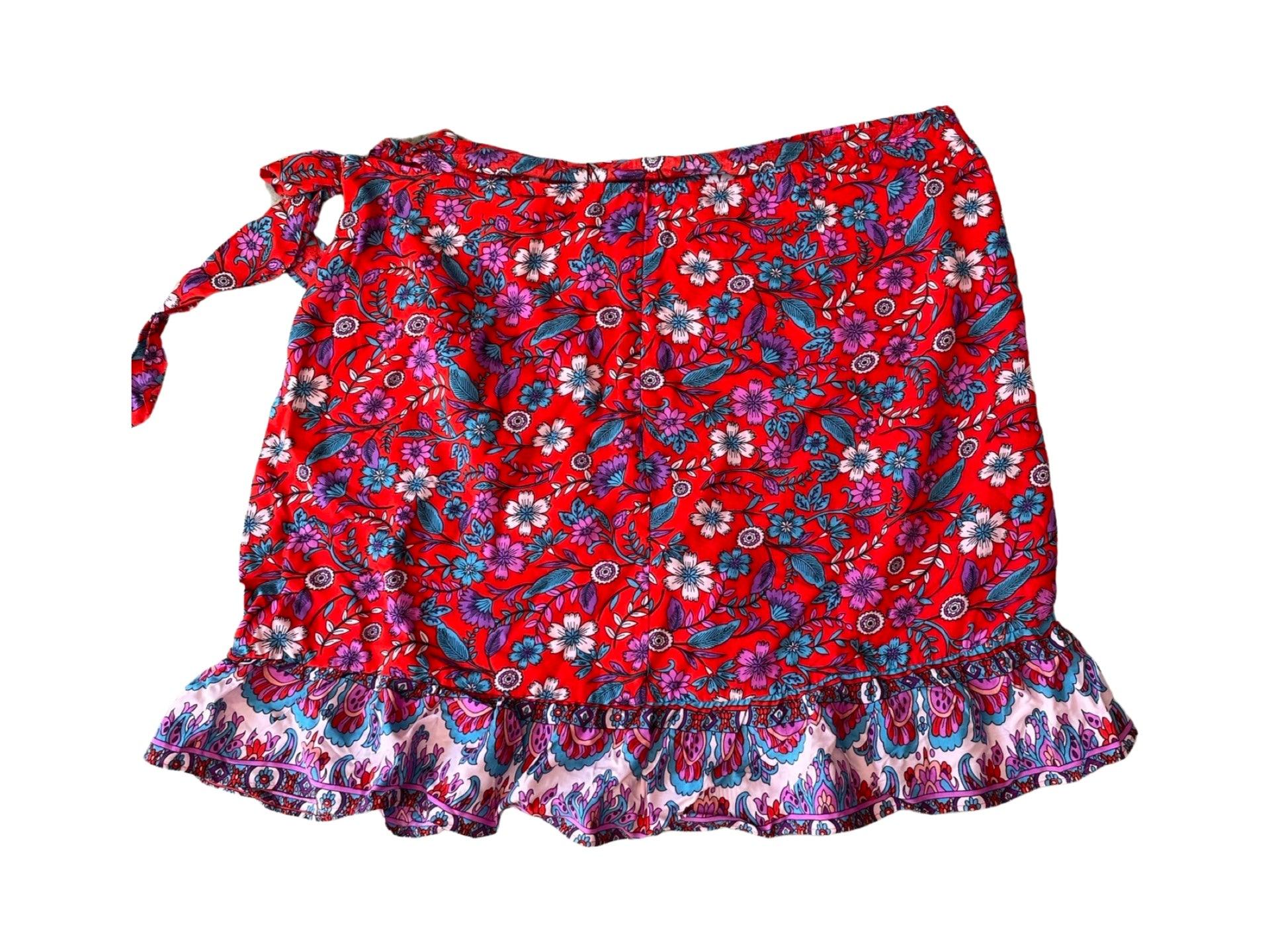 You + All women's red paisley mini tie up skirt size 16 - Scroll through thrift